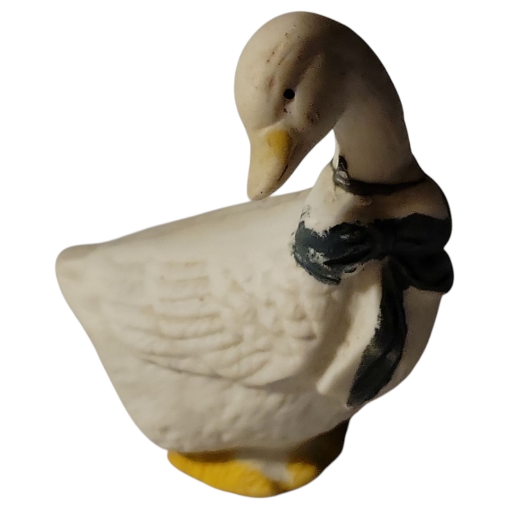 Vtg 80's House of Lloyd Christmas Around the World Porcelain Figurine Goose Bow